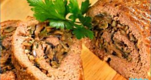 Аппетитный мясной рулет с грибами и оливками